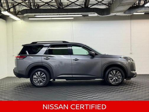 2025 Nissan Pathfinder SV 4WD