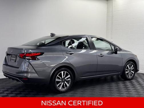 Gun Metallic 2025 Nissan Versa 1.6 SV