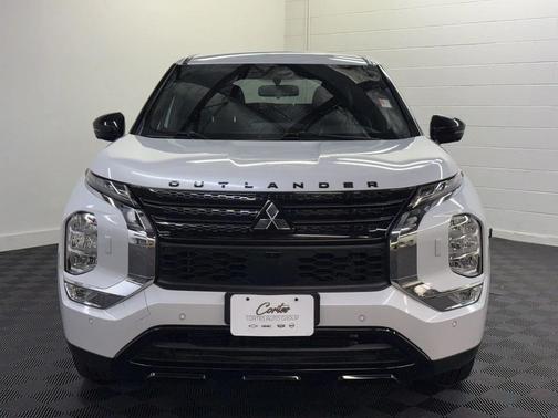 2023 Mitsubishi Outlander SE Black Edition S-AWC