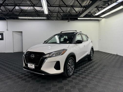 2023 Nissan Kicks SV