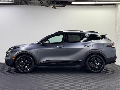 Shadow Matte Gray 2025 Kia Sportage Plug-In Hybrid X-Line Prestige