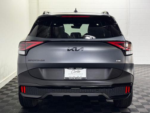 Shadow Matte Gray 2025 Kia Sportage Plug-In Hybrid X-Line Prestige