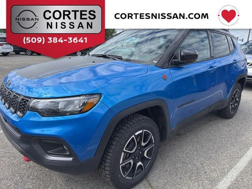 Hydro Blue Pearlcoat 2025 Jeep Compass Trailhawk