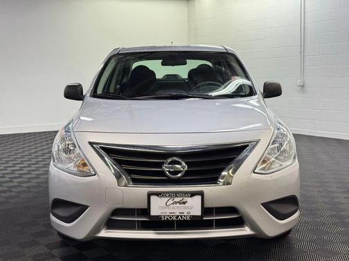2015 Nissan Versa 1.6 S