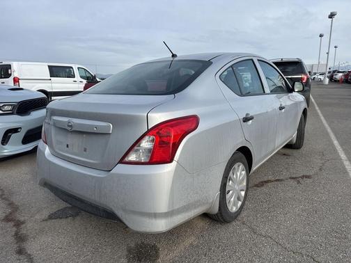 2015 Nissan Versa 1.6 S