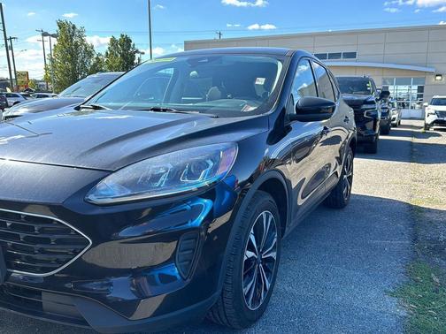 2021 Ford Escape SE