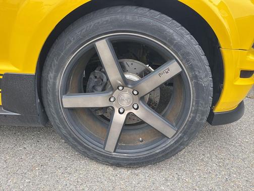 Screaming Yellow 2006 Ford Mustang GT
