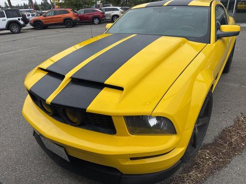 Screaming Yellow 2006 Ford Mustang GT