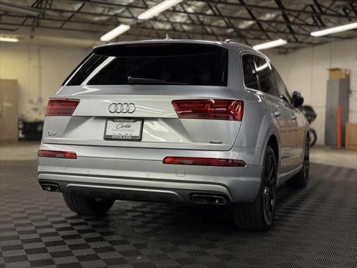2019 Audi Q7 55 Premium Plus