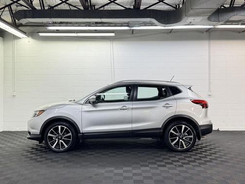 2017 Nissan Rogue Sport SL