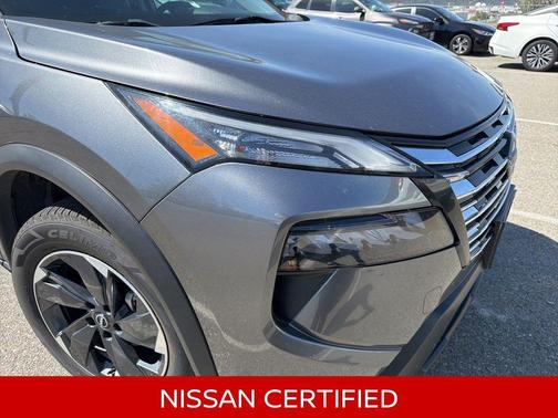 Gun Metallic 2024 Nissan Rogue SV