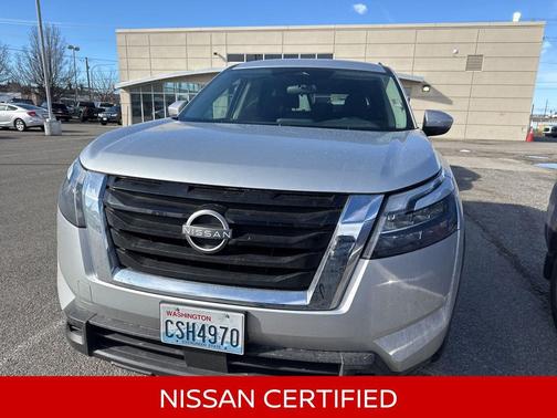 2025 Nissan Pathfinder SV 4WD