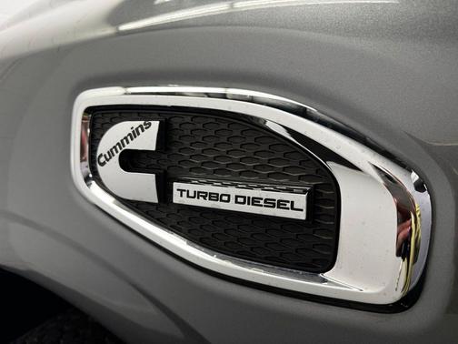 Gun Metallic 2018 Nissan Titan XD SL