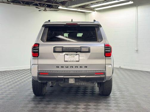 2025 Toyota 4Runner TRD Off Road