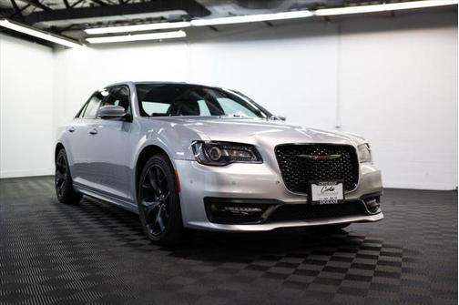 2022 Chrysler 300 S