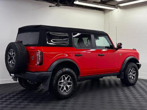 Race Red 2023 Ford Bronco Badlands