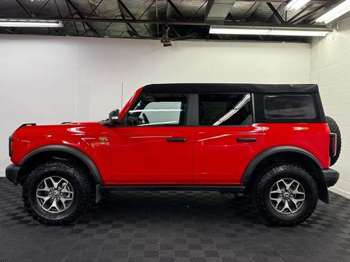 Race Red 2023 Ford Bronco Badlands