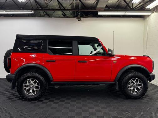 Race Red 2023 Ford Bronco Badlands