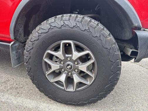 Race Red 2023 Ford Bronco Badlands