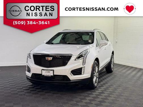 2025 Cadillac XT5 Sport
