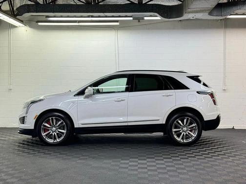 2025 Cadillac XT5 Sport