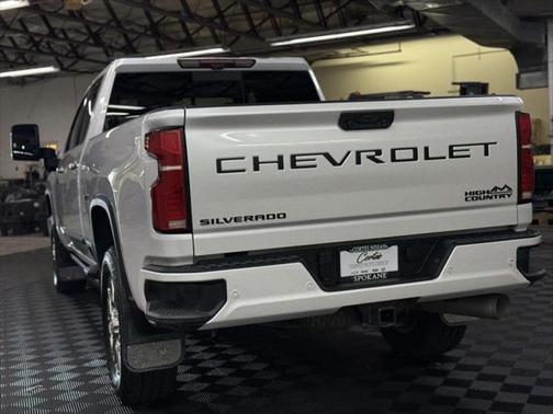 2024 Chevrolet Silverado 3500 High Country
