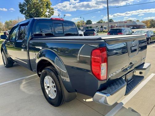 2017 Nissan Frontier SV