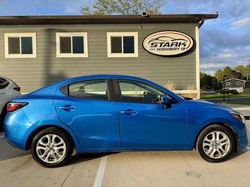 2018 Toyota Yaris iA Base