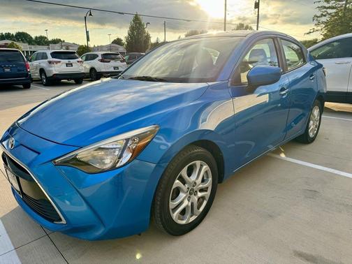 2018 Toyota Yaris iA Base
