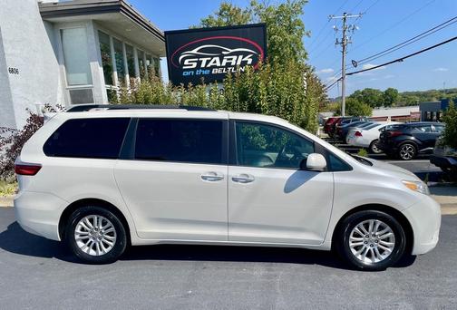 2015 Toyota Sienna XLE Premium
