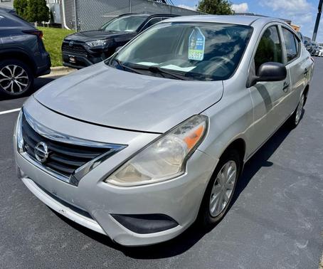 2015 Nissan Versa 1.6 S+