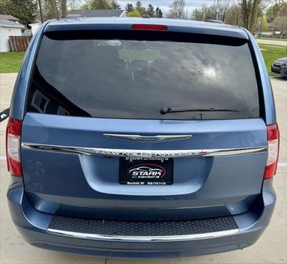 2012 Chrysler Town & Country Touring-L