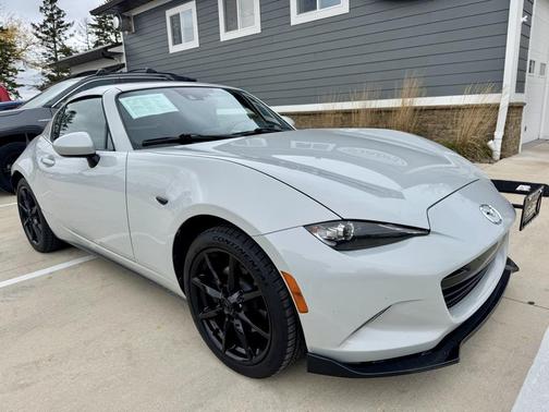 2017 Mazda MX-5 Miata RF Grand Touring