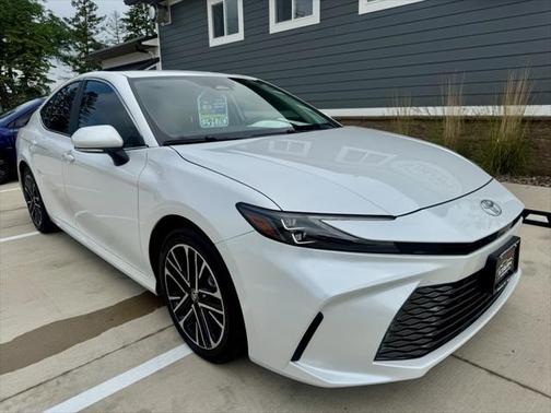 2025 Toyota Camry XLE