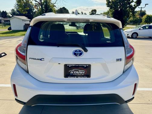 2018 Toyota Prius c Two