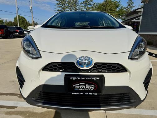 2018 Toyota Prius c Two