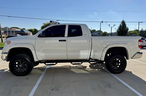 2014 Toyota Tundra SR5
