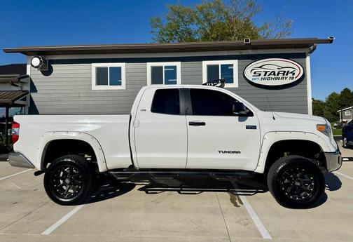 2014 Toyota Tundra SR5