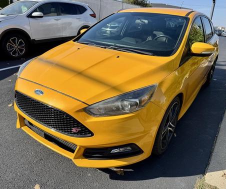 2016 Ford Focus ST 