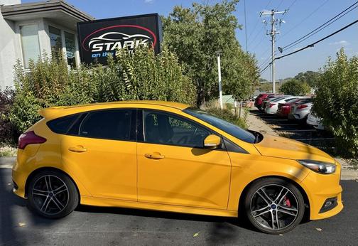 2016 Ford Focus ST 