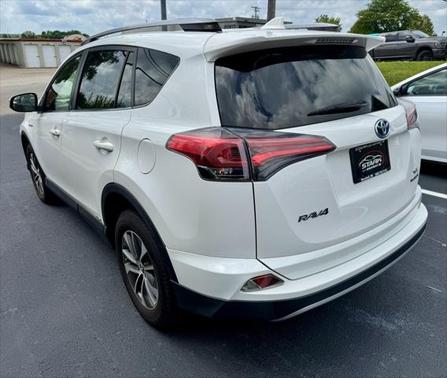 2017 Toyota RAV4 Hybrid XLE