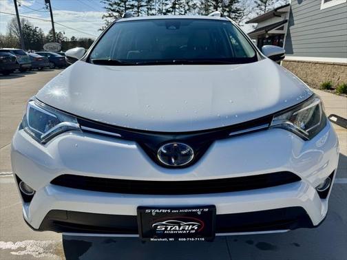 2017 Toyota RAV4 Hybrid XLE