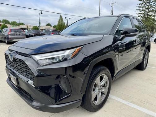 2022 Toyota RAV4 Hybrid XLE