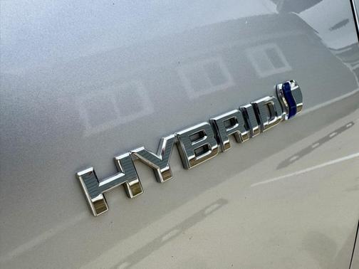 2016 Toyota Prius Two