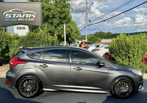 2018 Ford Focus ST