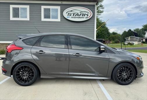 2018 Ford Focus ST