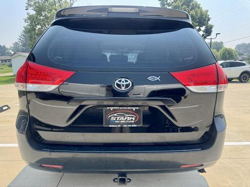 2014 Toyota Sienna L