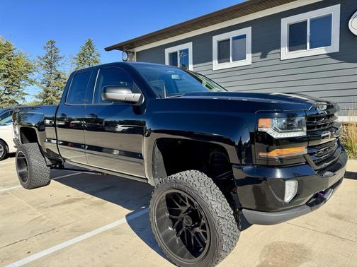 2017 Chevrolet Silverado 1500 2LT
