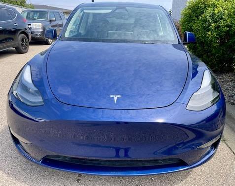 2024 Tesla Model Y Long Range Dual Motor All-Wheel Drive