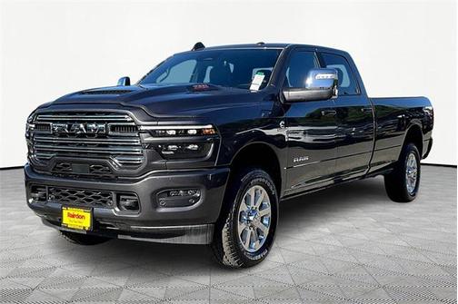 2025 RAM 3500 Laramie Crew Cab 4x4 8' Box